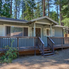(17C) The Redwoods Cabin