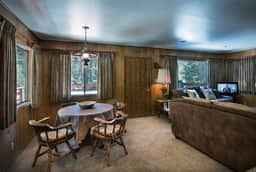 (23) Arnetts' Cabin - Image 5