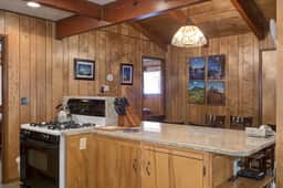 (23B) Robin's Nest - Image 5