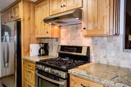 (2N) Big Pine Lodge - Image 4