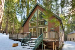 (7S) Wawona Chalet - Image 2