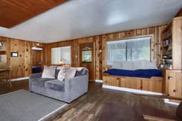 (9S) Burke's Place - Image 3