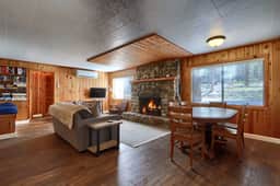 (9S) Burke's Place - Image 2