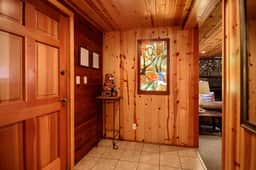 (57) The Williams Cabin - Image 5