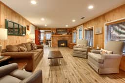 (95R) The Little Creek Cabin - Image 3