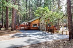 (74) Our Yosemite Getaway - Image 2