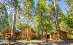 Yosemite's Luxury Estate - Image 2