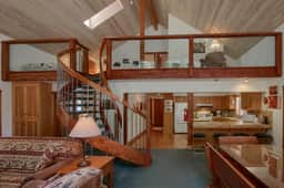 (92R) Jolie Cabin - Image 2