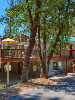 115+ Cabins