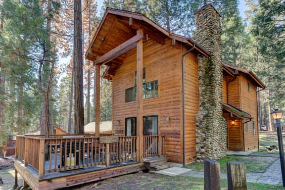 (12) Cabin Twelve - Image 1