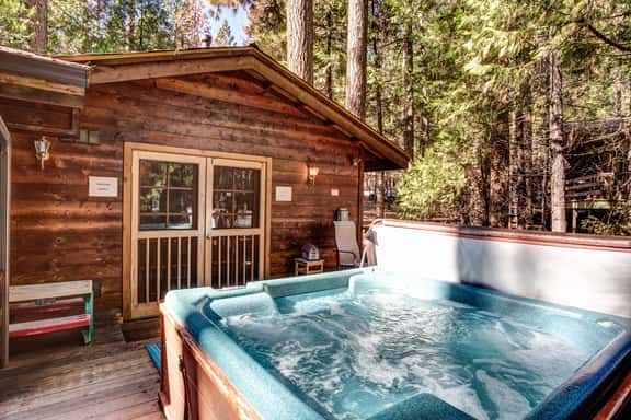 (41A) Cedar Chalet - Image 1