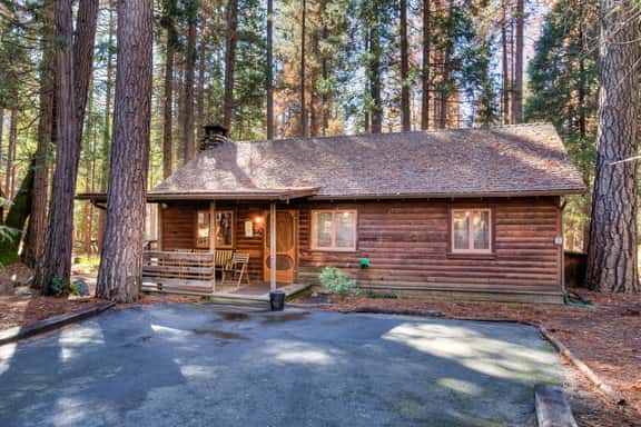(53) Creekside Cabin - Image 1