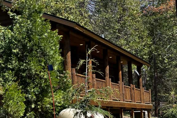 (38) The Mini Cabin - Image 1