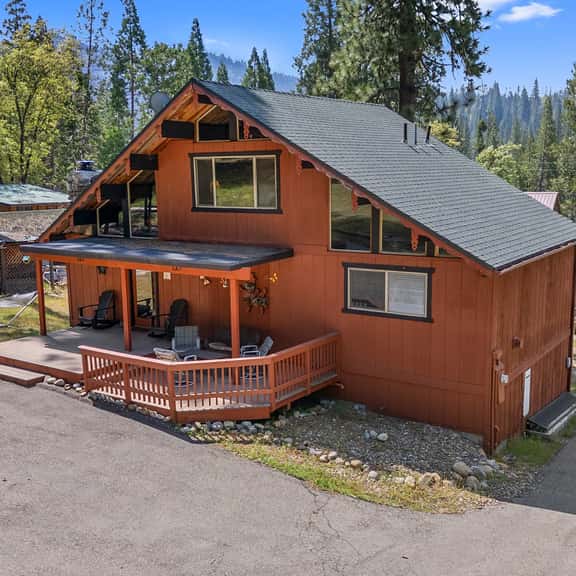 (6B) Meadow View - Image 1