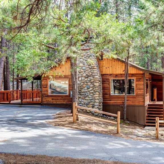(74) Our Yosemite Getaway - Image 1