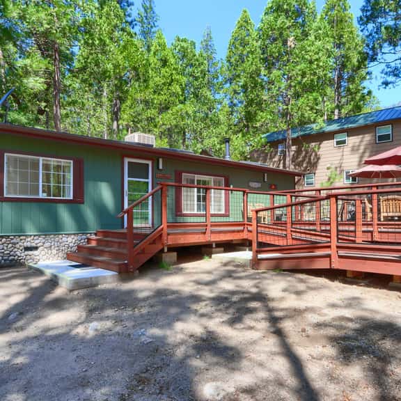 (42R) Rosenberg's Creekside Cabin - Image 1