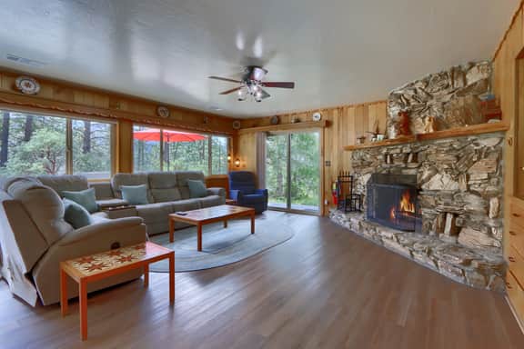 (17A) Longview - Image 4