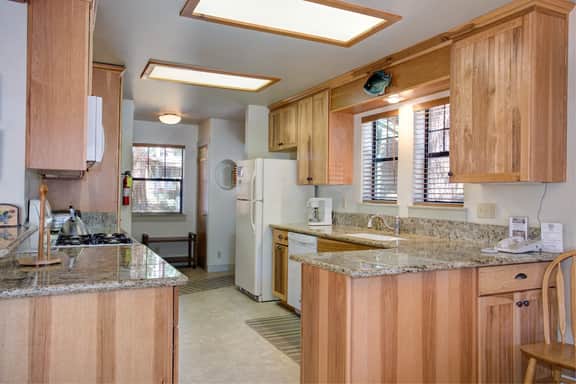 (1A) Wawona Retreat - Image 3