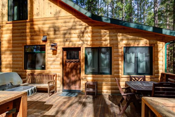 (2N) Big Pine Lodge - Image 2