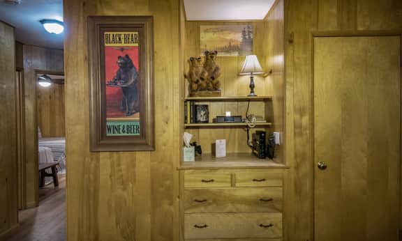 (4) Pine Creek Cabin - Image 3