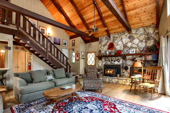 (50) Spindler's Chalet - Image 3