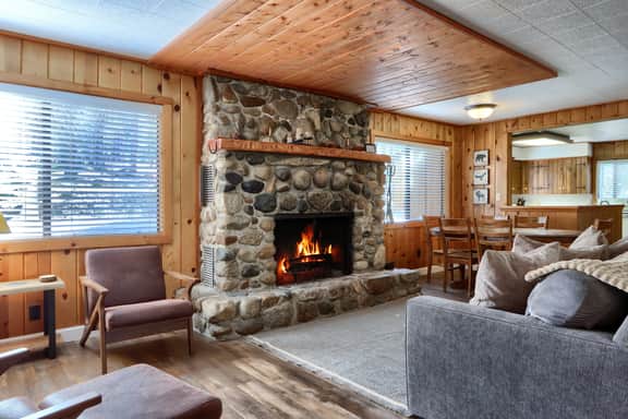 (9S) Burke's Place - Image 4