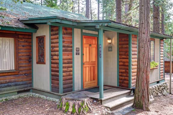 (57) The Williams Cabin - Image 3