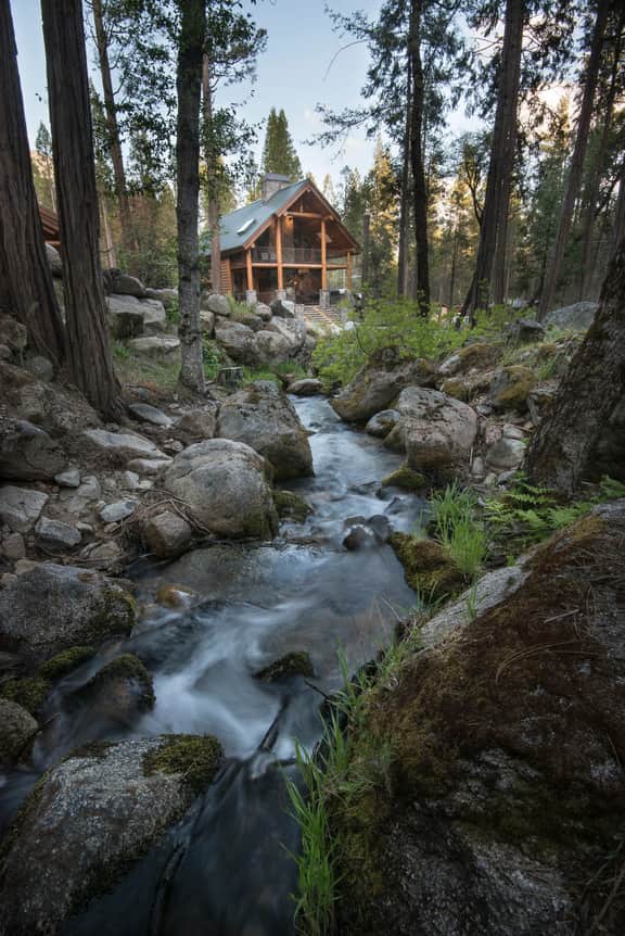 (1R) The Creekside Retreat - Image 2
