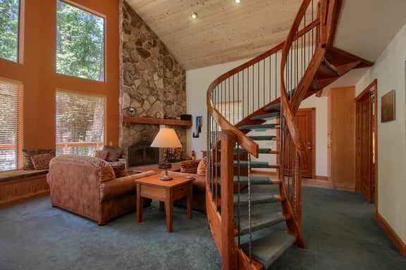 (92R) Jolie Cabin - Image 5