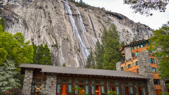 Free Historic Ahwahnee Hotel Tour