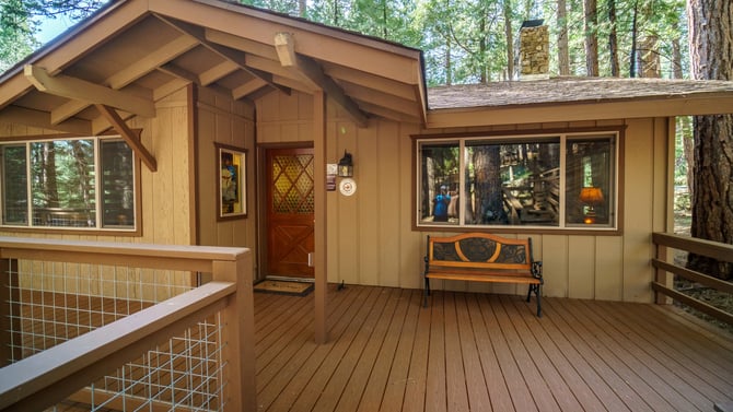 7+ Bedroom Cabins